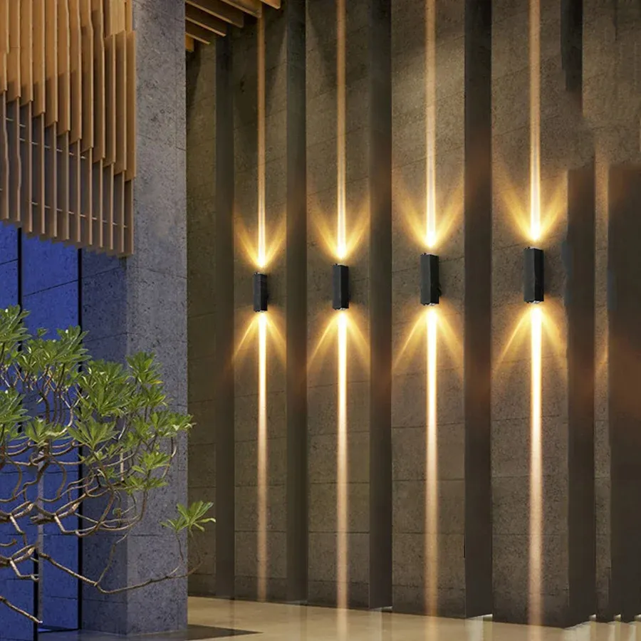 מנורת קיר חיצונית לד מעלה-מטה עמידה למים 10W/20W