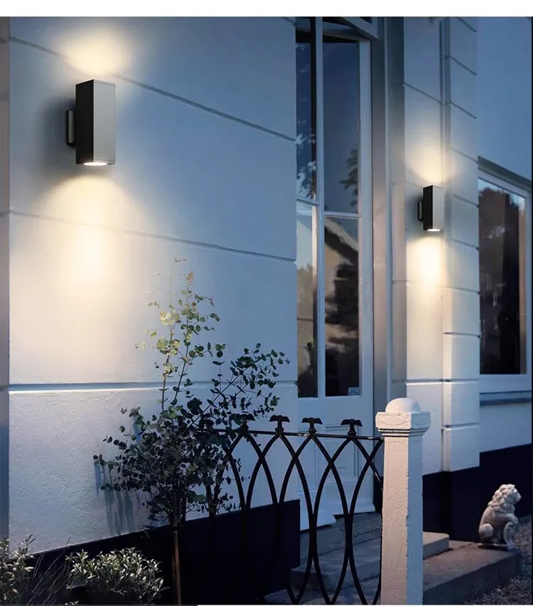 מנורת קיר חיצונית אפ-דאון מאלומיניום IP65