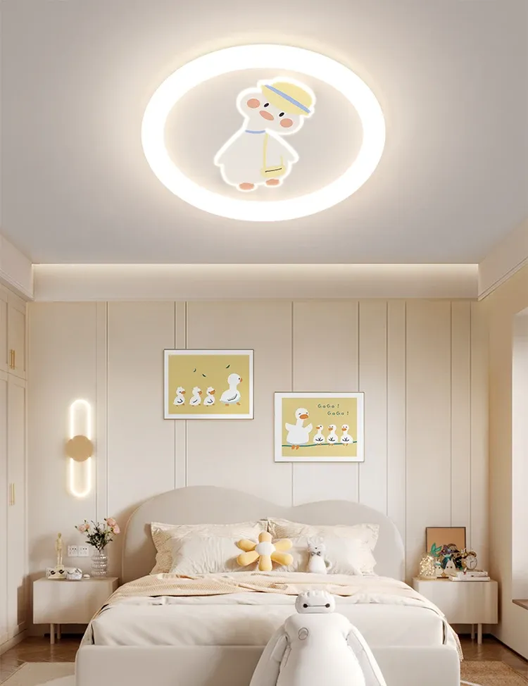 מנורת תקרה ברווז צהובה דימרית לחדר ילדים