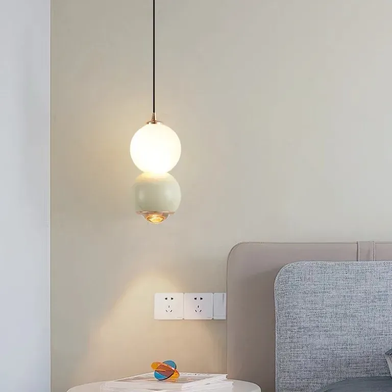מנורת תלייה כדורית שמנת מתכווננת לחדר שינה וילדים