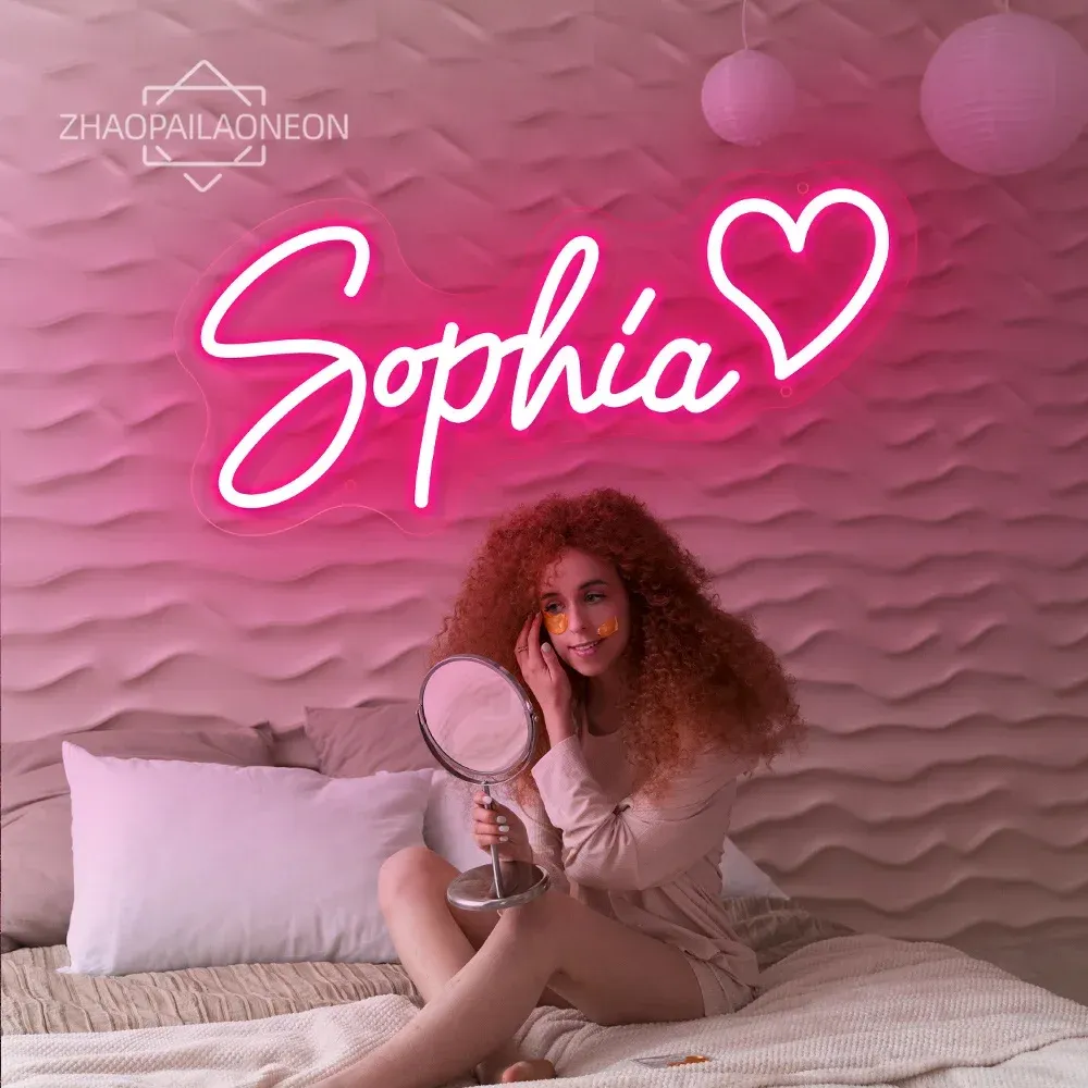 שלט ניאון לד שם אישי לחדר ילדים