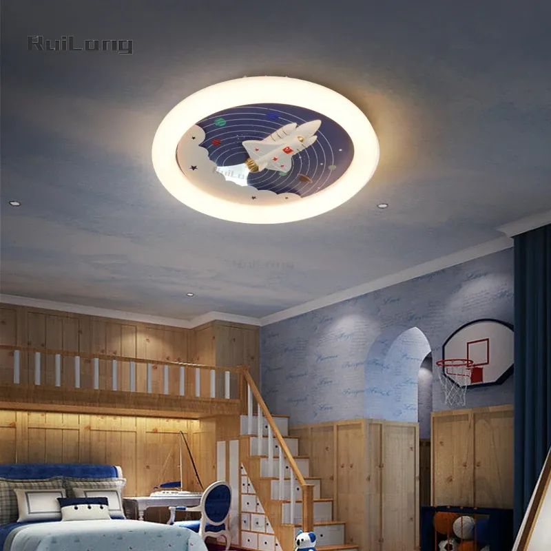 מנורת תקרה רקטת חלל לבנה דימרית עם שלט לחדר ילדים