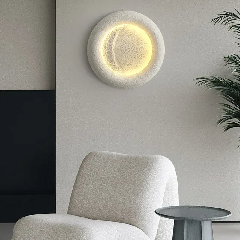 מנורת תקרה ירח שמנת דימרית בסגנון אר דקו