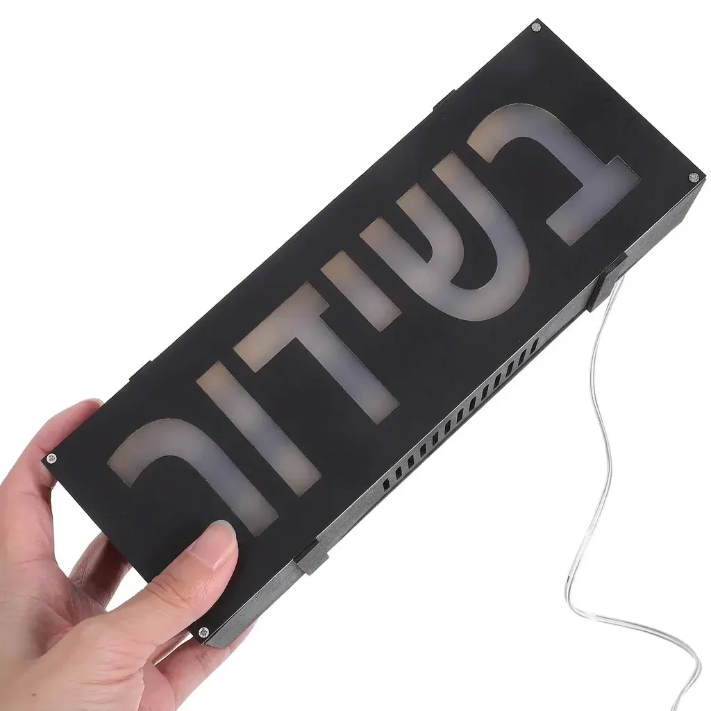 שלט לד מואר בשידור שחור