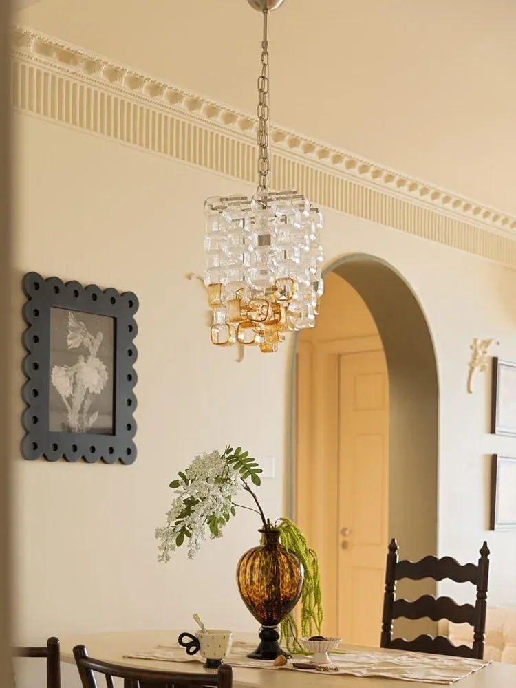 נברשת מוראנו מרובעת בסגנון צרפתי