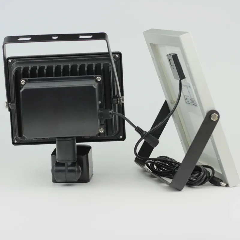 פנס הצפה סולארי 20 ואט עם חיישן תנועה