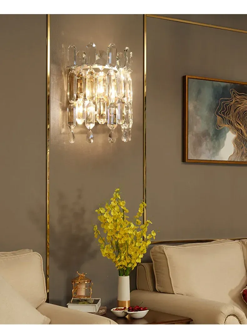 נברשת קריסטל נורדית מוזהבת בעמעום