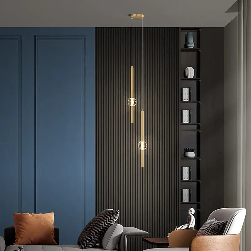 מנורה תלויה קריסטל נורדית קומפקטית