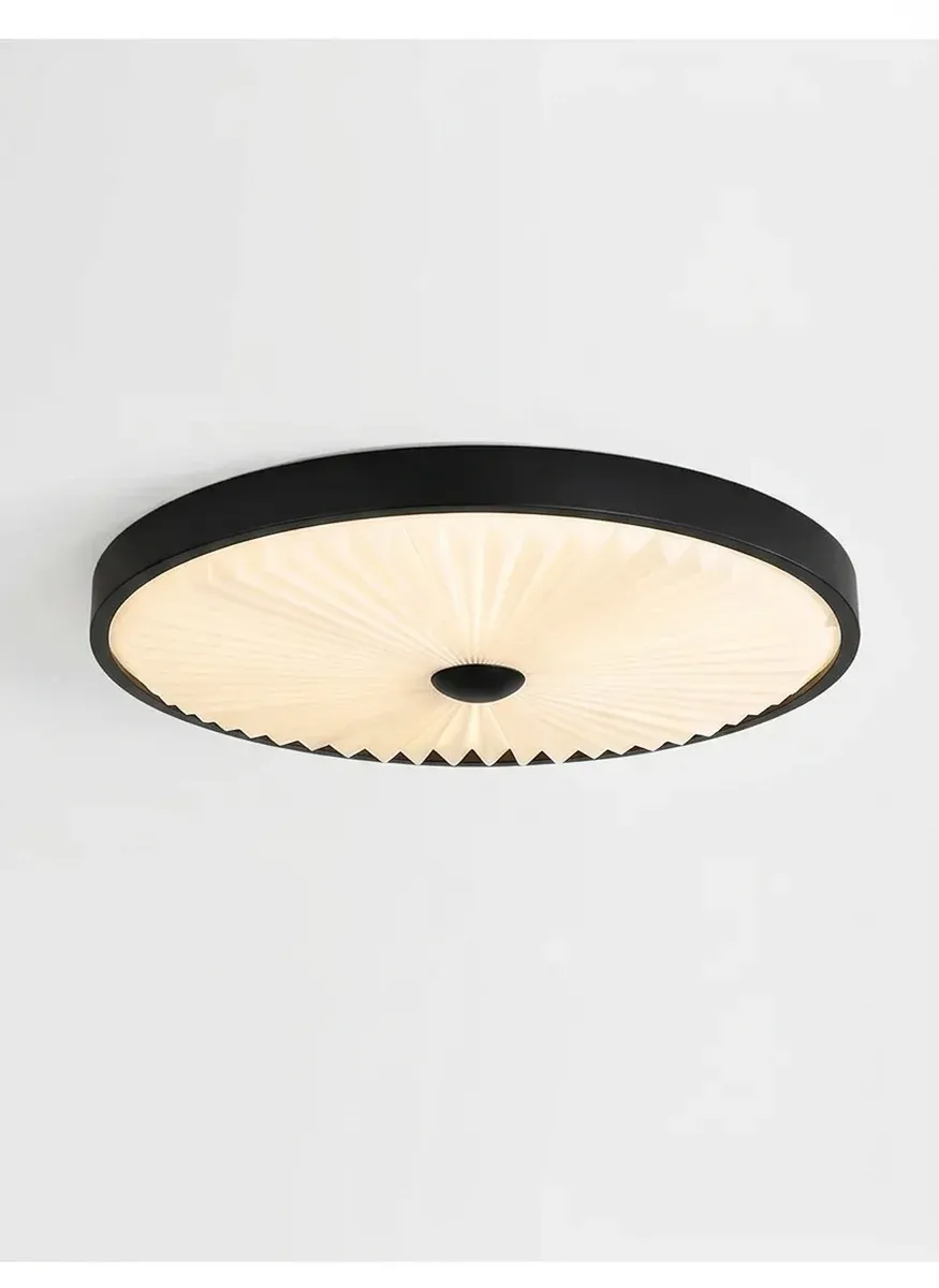 מנורת תקרה עגולה שחורה בצבע קרם