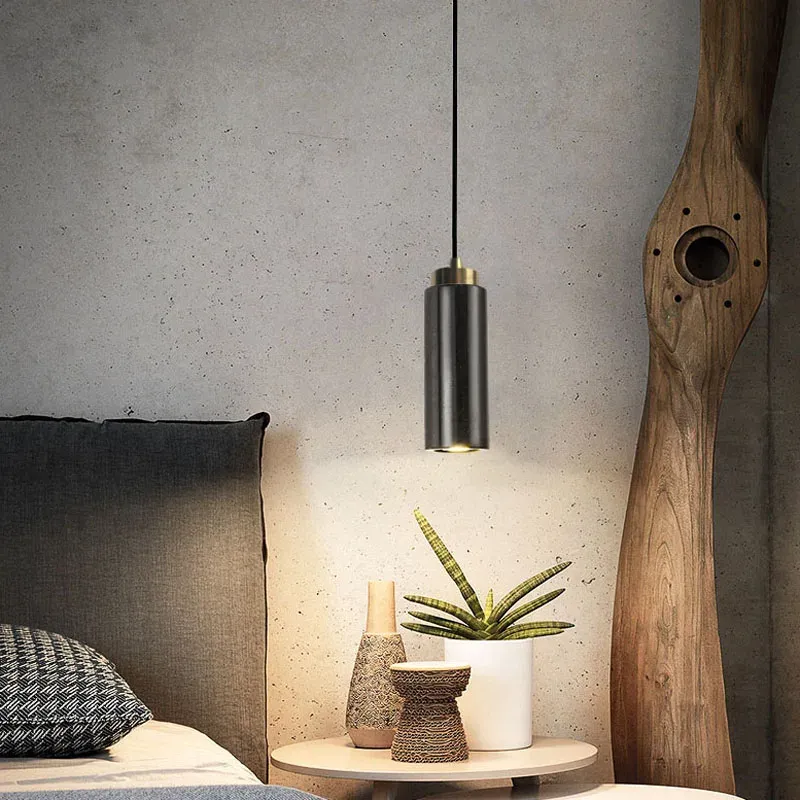 מנורה תלויה שיש טבעי קומפקטית בגוון ירוק