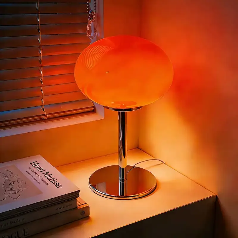 מנורת שולחן נורדית זכוכית עם עמעום במגע