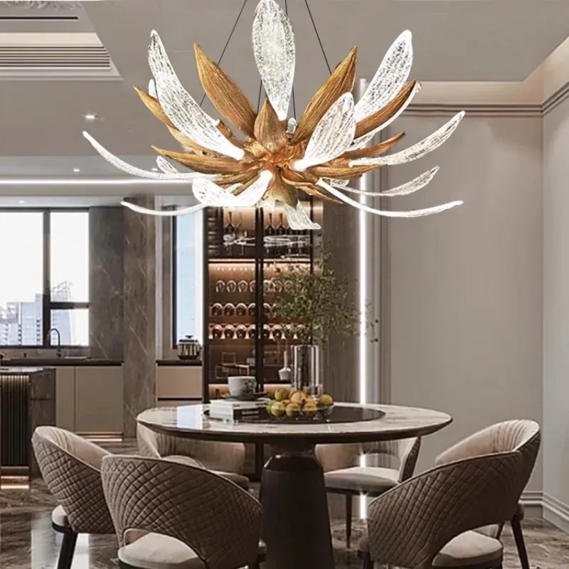 נברשת תלויה צרפתית יוקרתית מזכוכית ומתכת