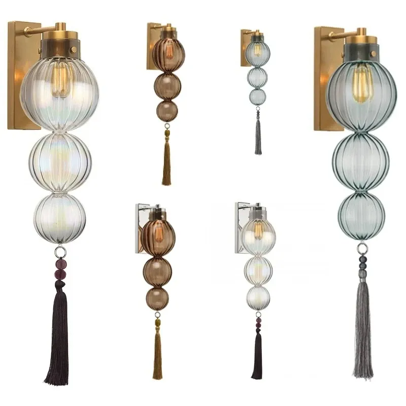 מנורת קיר זכוכית נורדית בגוף נחושת