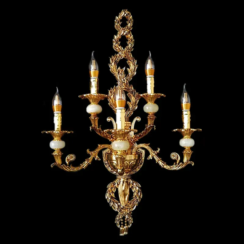 מנורת קיר צרפתית מוזהבת בסגנון רטרו