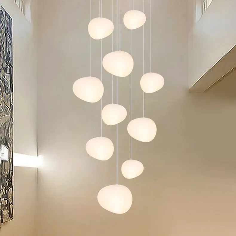 נברשת מדרגות מודרנית רב שכבתית עם עמעום