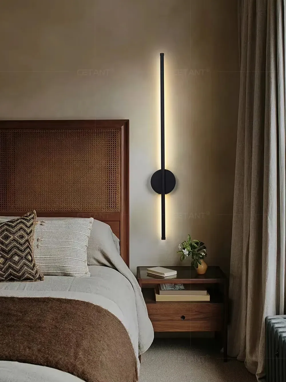 מנורת קיר מגנטית נטענת שחור וזהב