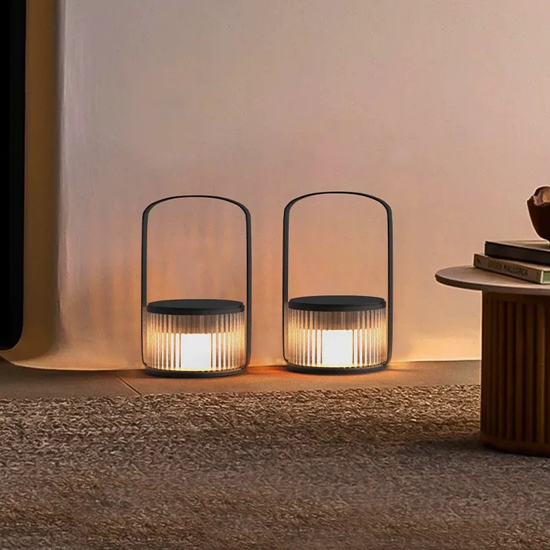 מנורת אווירה סולארית נטענת לגינה ולמרפסת