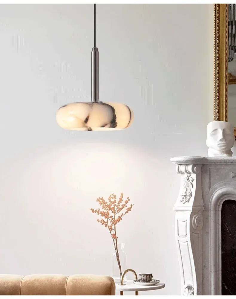 מנורה תלויה שיש דקורטיבית לחדר שינה ופינת אוכל