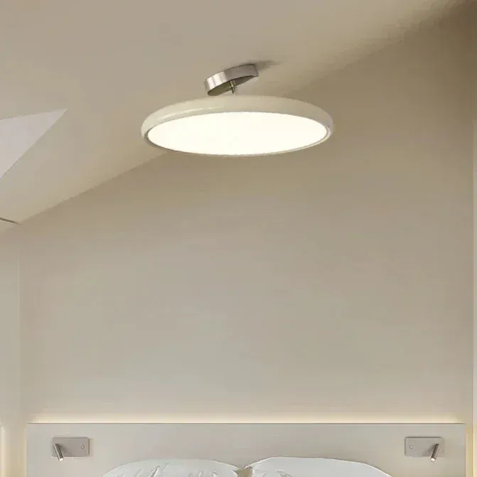 מנורת תקרה נורדית כפולת ראש מתכווננת בירוק