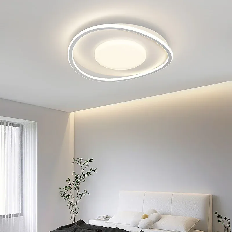 מנורת תקרה לד גל לבן דימרית עם שלט