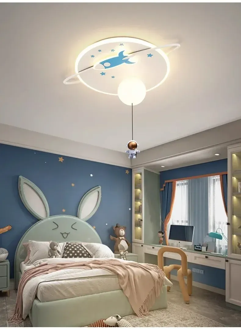 מנורת תקרה רקטה וכוכב חכמה לד לחדר ילדים