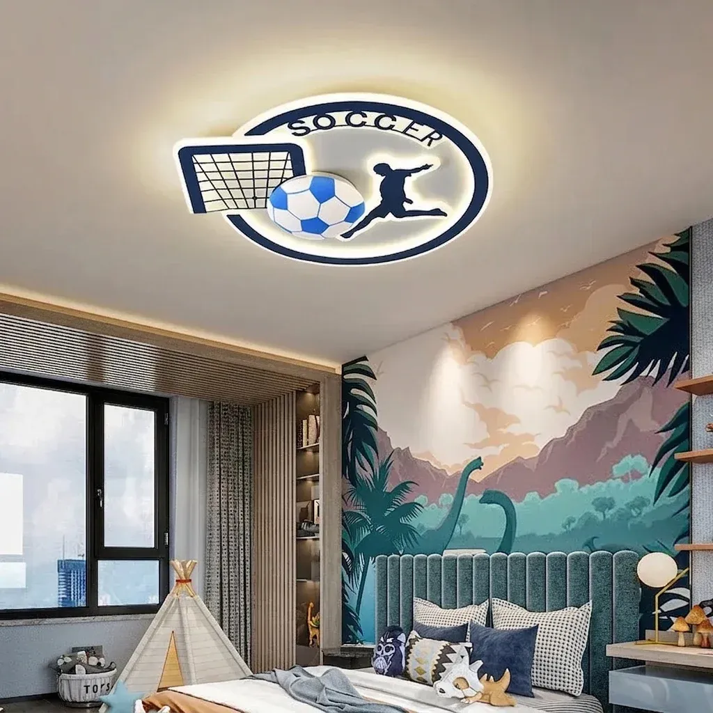 מנורת תקרה כדורגל כחולה לחדר ילדים