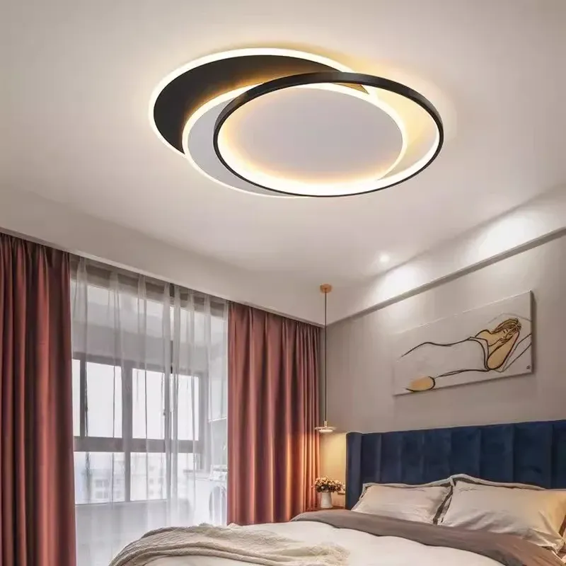 מנורת תקרה לד מינימליסטית שחורה עם שלט