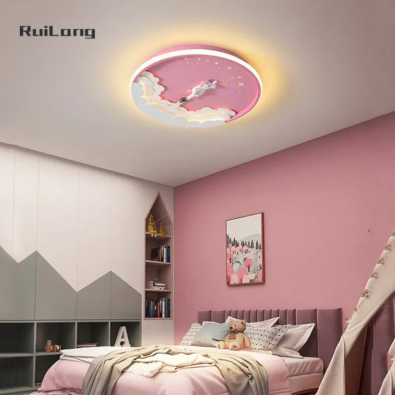 מנורת תקרה חד קרן ורודה עם ענן, דימרית לחדר ילדות