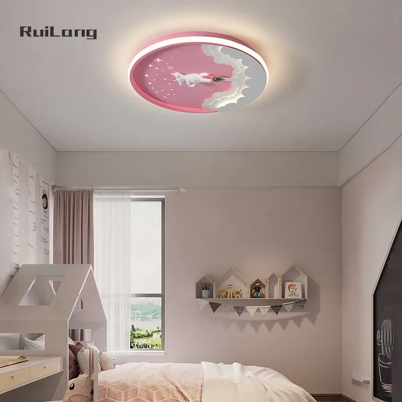 מנורת תקרה חד קרן ורודה עם ענן, דימרית לחדר ילדות