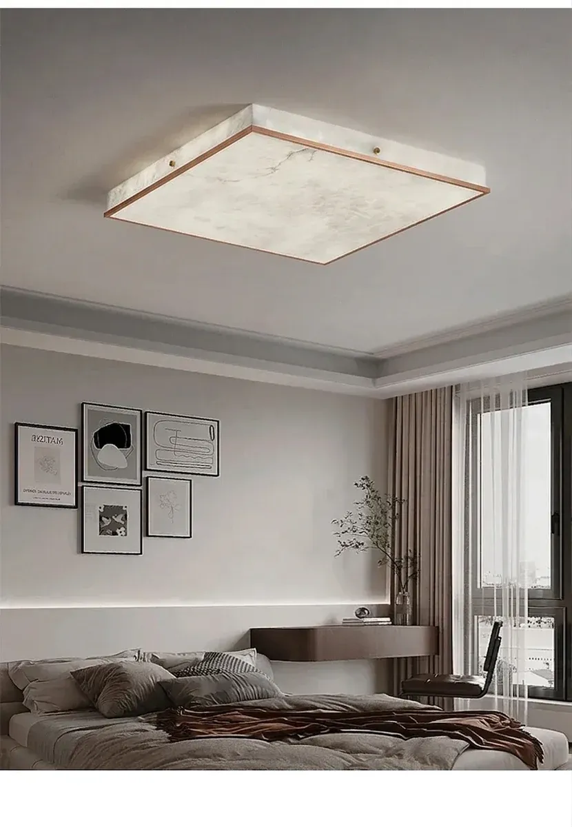 מנורת תקרה מרובעת שיש ונחושת