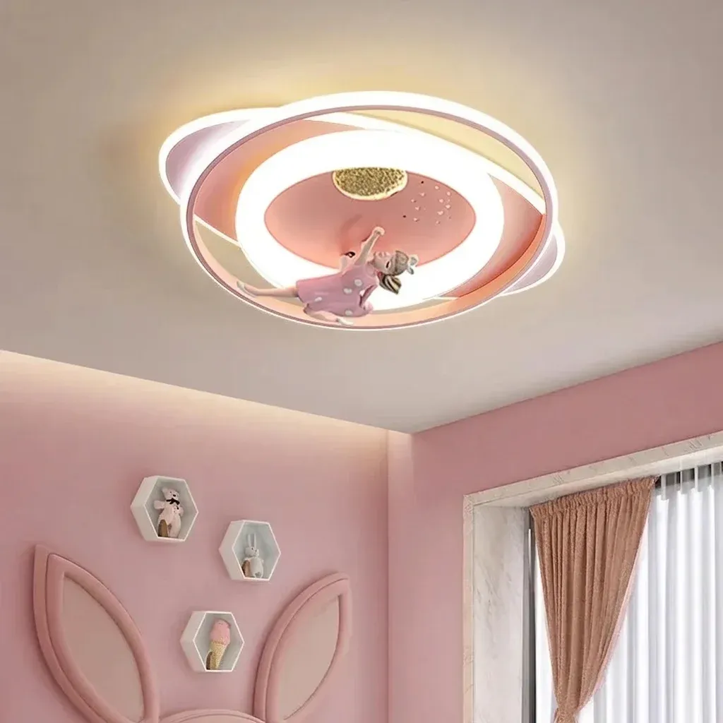 מנורת תקרה ורודה אסטרונאוט לחדר ילדים