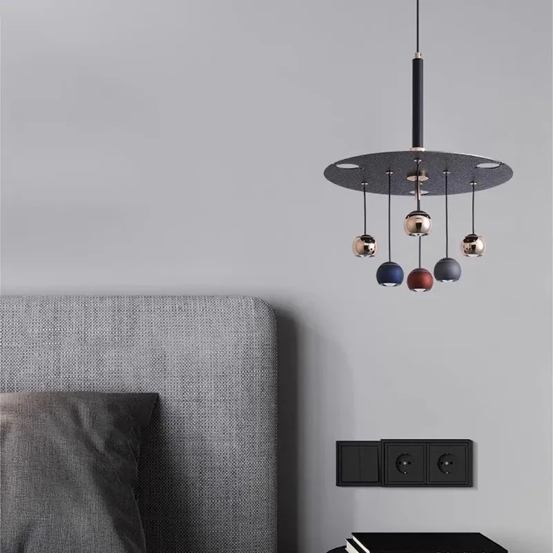 נברשת לד גלילית דימרית בסגנון אר דקו לחדר ילדים וסלון