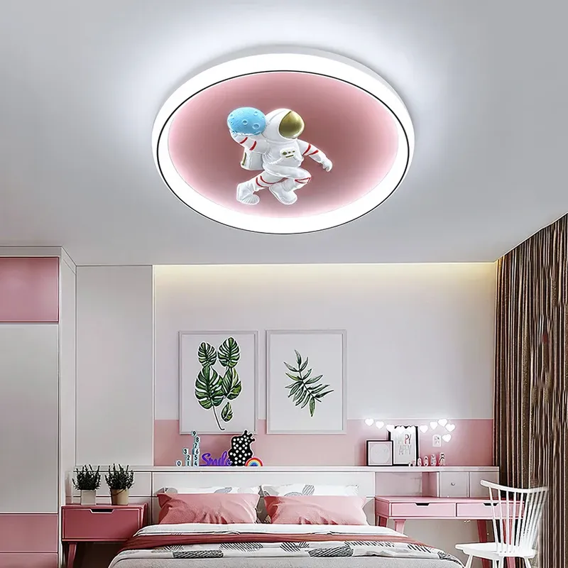 מנורת תקרה אסטרונאוט חלל כחולה דימרית לחדר ילדים