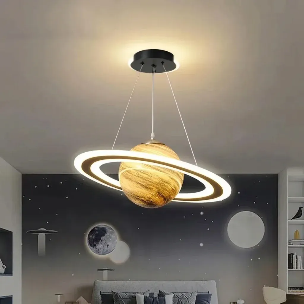 מנורת תלייה כוכבי לכת כחולה לחדר ילדים