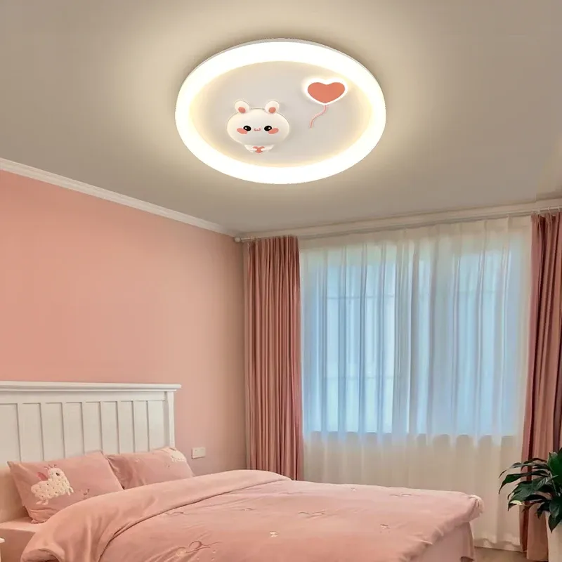 מנורת תקרה ארנב לבן עגולה עם שלט לחדר ילדים
