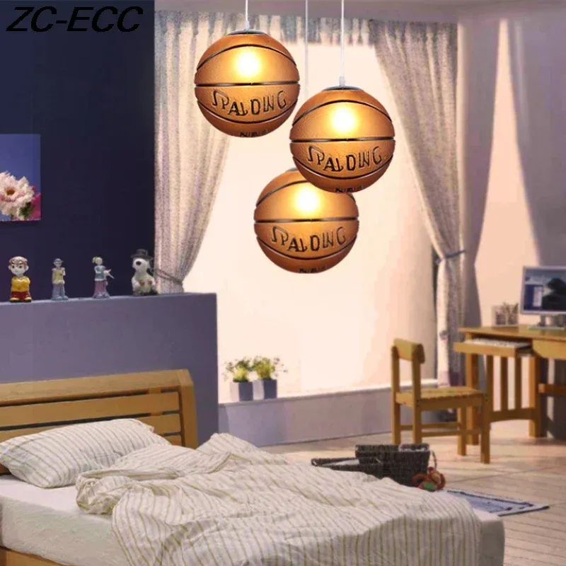 מנורת תקרה כדורסל וכדורגל E27 לחדר ילדים