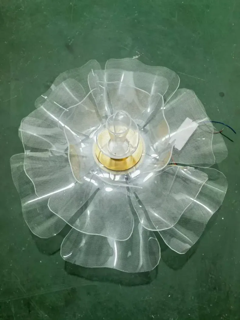 מנורת תקרה פרחונית מודרנית מאקריליק