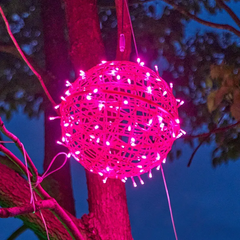 שרשרת כדורי ראטן תלויים לגינה