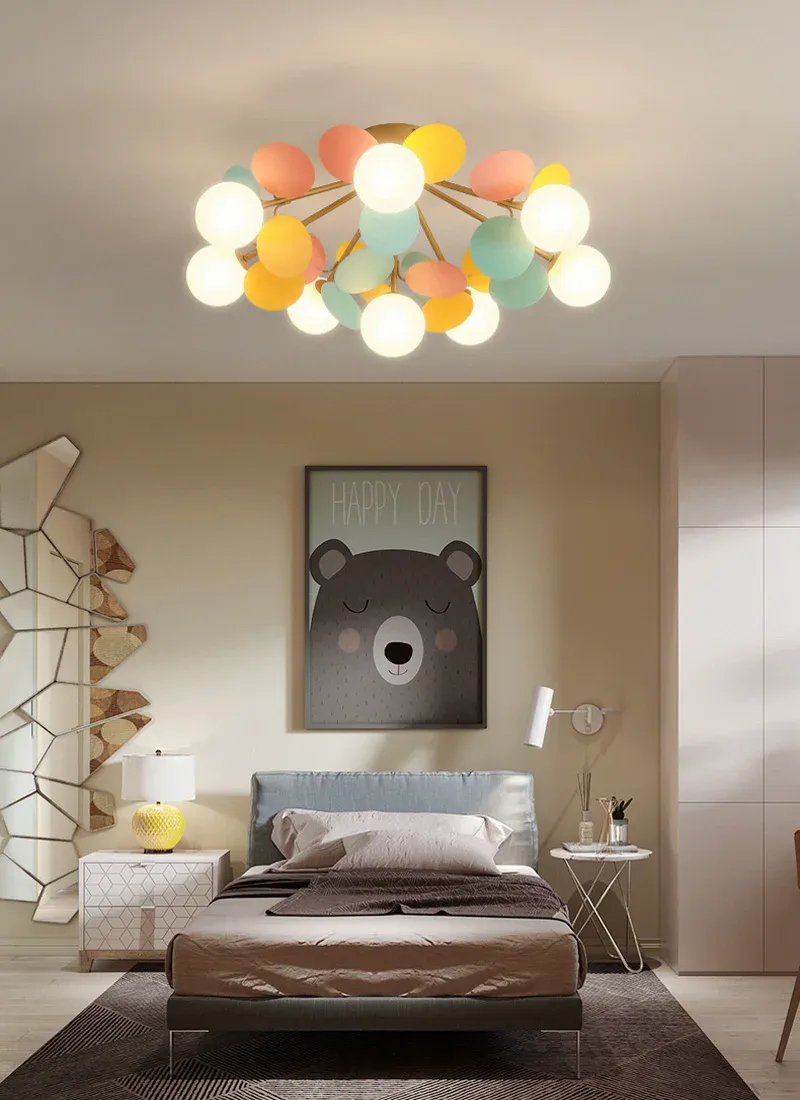 מנורת תקרה עלי כותרת נורדית לחדר ילדים