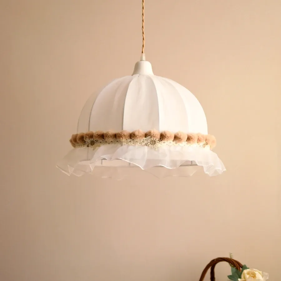 מנורת תלייה פעמון טול לבן E27 לחדר ילדות