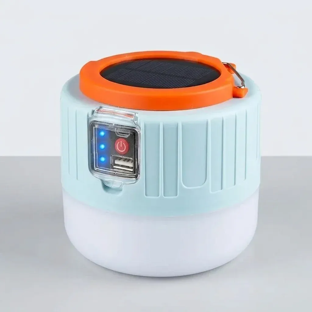 פנס קמפינג סולארי נטען נקי על רקע