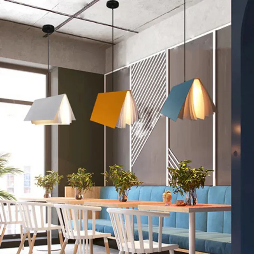 מנורת תלייה ספר פתוח G9 בעיצוב אירופי