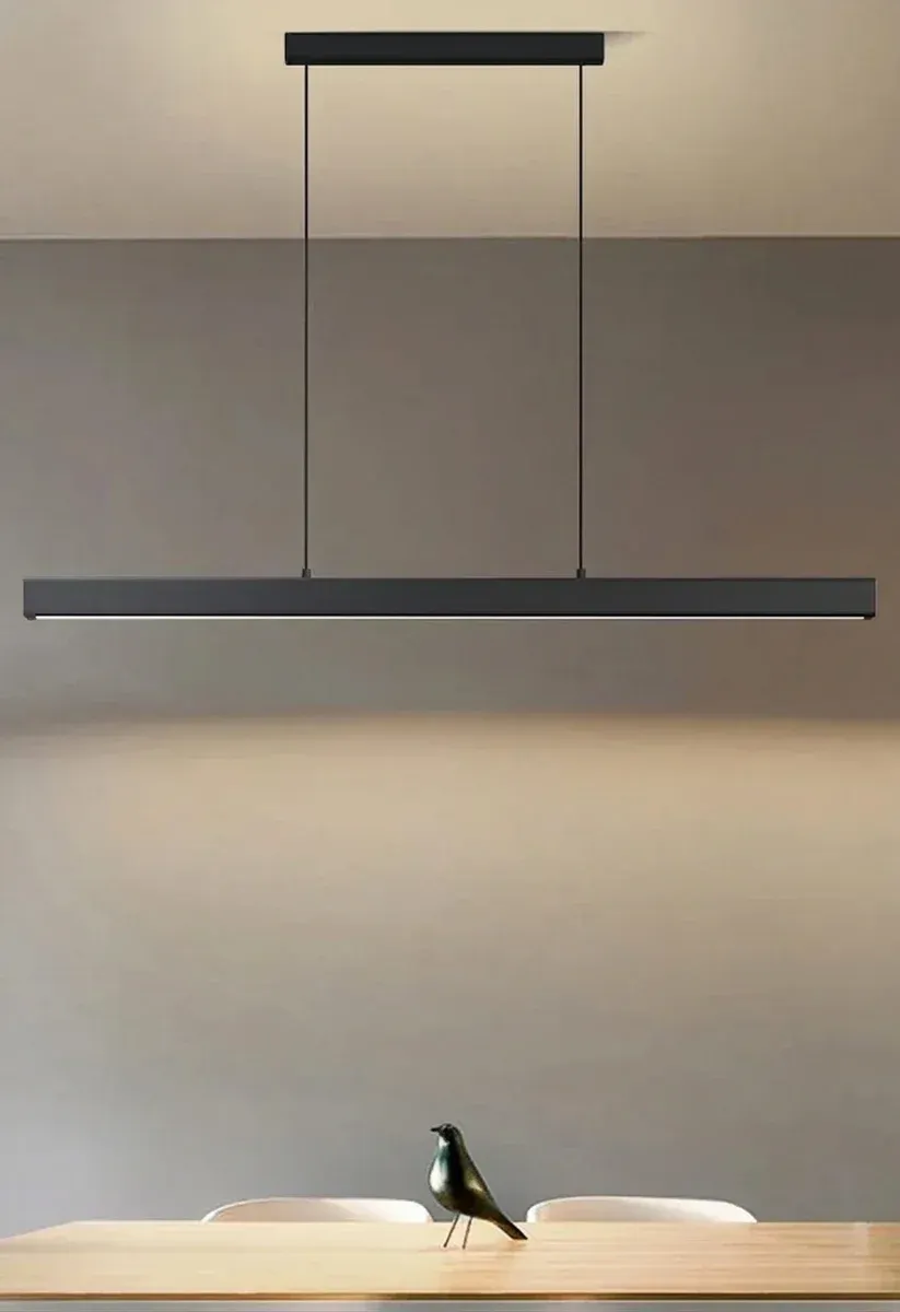 נברשת פס דק חכמה שחורה תלויה