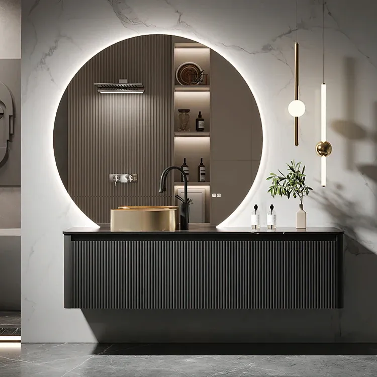 ארון מראה מואר לאמבטיה בעיצוב אירופי