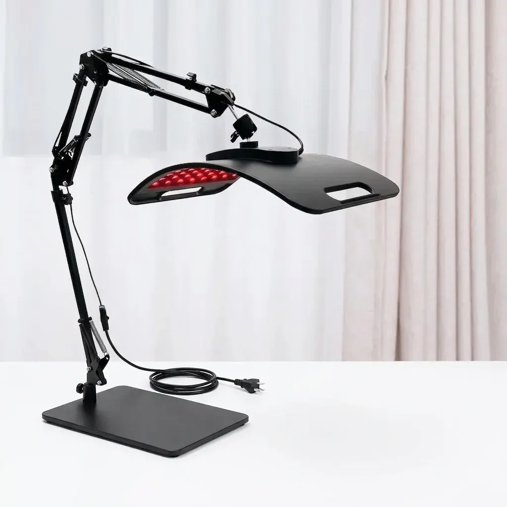 מנורת פוטותרפיה שחורה עם מעמד מתכוונן